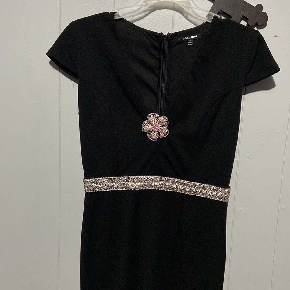 Dress - Picture 2 of 2